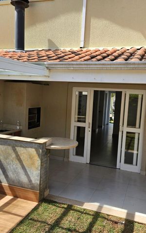Casa de condomínio para alugar com 110m², 3 quartos e 2 vagas