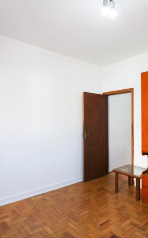 Casa à venda com 150m², 4 quartos e 2 vagas Casa à venda com 150m², 4 quartos e 2 vagasQuarto 1
