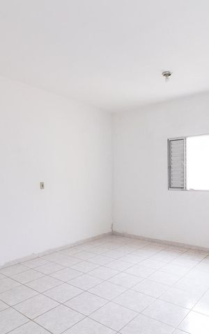 Casa para alugar com 80m², 2 quartos e 1 vagaQuarto 1