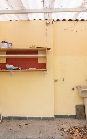 Casa para alugar com 80m², 2 quartos e 1 vagaÁrea de Serviço