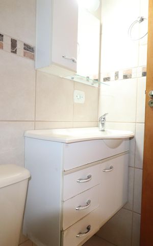 Casa à venda com 152m², 4 quartos e 2 vagasBanheiro Social