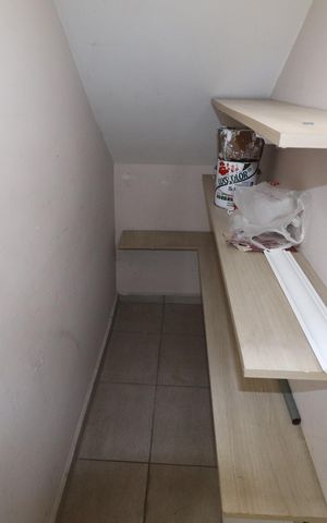 Casa à venda com 152m², 4 quartos e 2 vagasDepósito Garagem