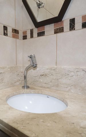Casa à venda com 152m², 4 quartos e 2 vagasLavabo 1
