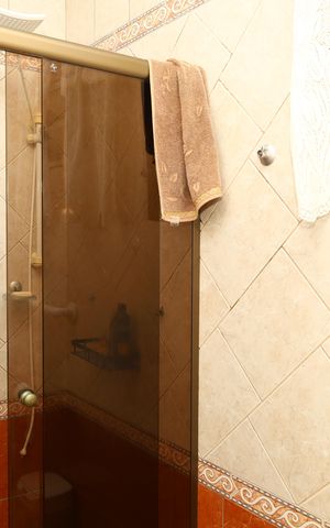 Casa à venda com 300m², 4 quartos e 3 vagasBanheiro da Suíte