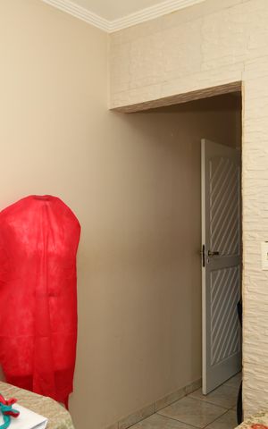 Casa à venda com 300m², 4 quartos e 3 vagasSuíte 2