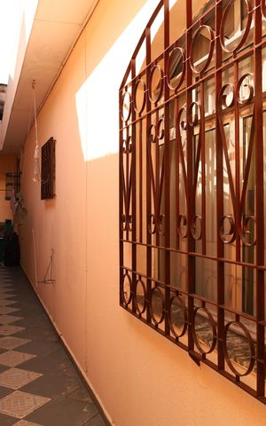 Casa à venda com 300m², 4 quartos e 3 vagasCorredor Externo