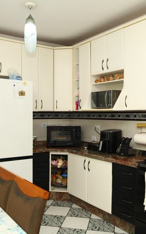 Casa à venda com 300m², 4 quartos e 3 vagasCozinha