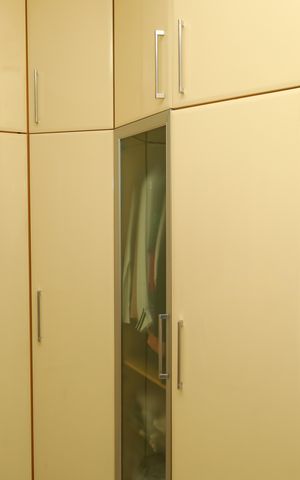 Casa à venda com 300m², 4 quartos e 3 vagasSuíte