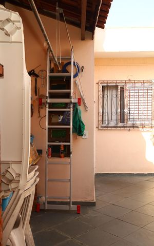 Casa à venda com 300m², 4 quartos e 3 vagasÁrea Externa
