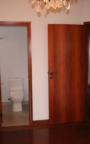 Apartamento à venda com 195m², 2 quartos e 3 vagasSuíte 1