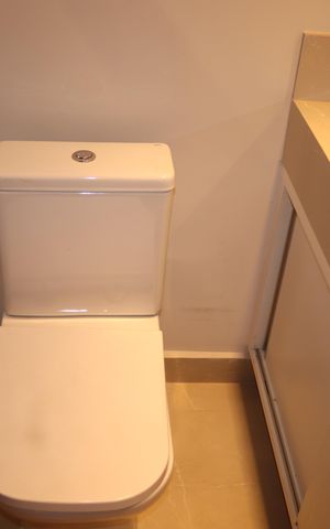 Apartamento à venda com 195m², 2 quartos e 3 vagasBanheiro da Suíte 1