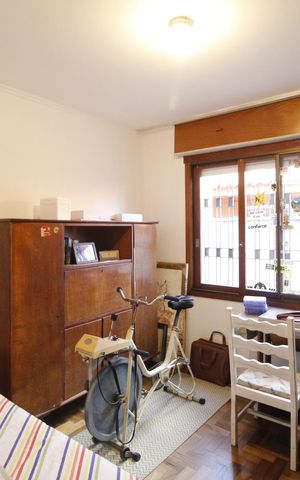 Casa à venda com 300m², 4 quartos e 2 vagasQuarto 1