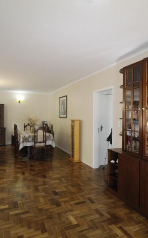 Casa à venda com 300m², 4 quartos e 2 vagasSala