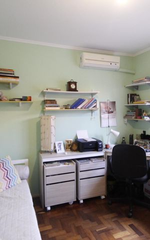 Casa à venda com 300m², 4 quartos e 2 vagasQuarto 3