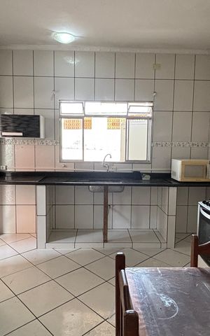Casa para alugar com 150m², 4 quartos e 3 vagas Casa para alugar com 150m², 4 quartos e 3 vagasCozinha