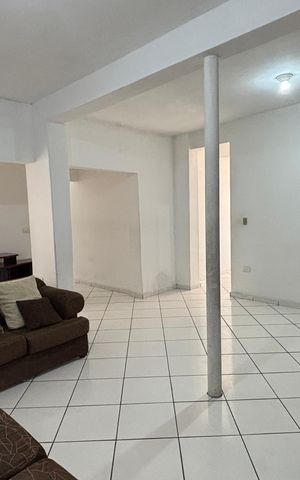 Casa para alugar com 150m², 4 quartos e 3 vagas Casa para alugar com 150m², 4 quartos e 3 vagasSala