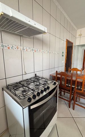 Casa para alugar com 150m², 4 quartos e 3 vagas Casa para alugar com 150m², 4 quartos e 3 vagasCozinha