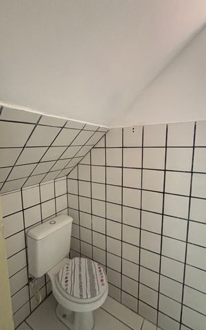 Casa para alugar com 150m², 4 quartos e 3 vagas Casa para alugar com 150m², 4 quartos e 3 vagasBanheiro da Suíte