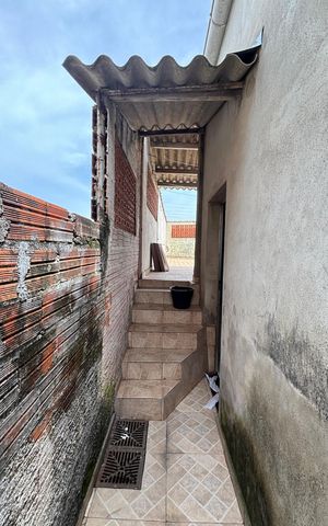 Casa para alugar com 150m², 4 quartos e 3 vagas Casa para alugar com 150m², 4 quartos e 3 vagasCorredor