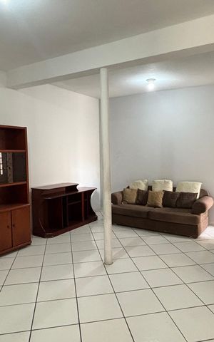 Casa para alugar com 150m², 4 quartos e 3 vagas Casa para alugar com 150m², 4 quartos e 3 vagasSala