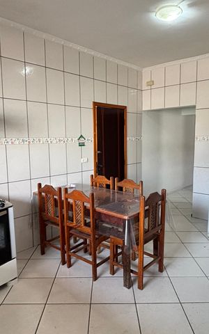 Casa para alugar com 150m², 4 quartos e 3 vagas Casa para alugar com 150m², 4 quartos e 3 vagasCozinha