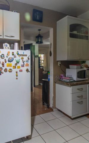Casa à venda com 120m², 3 quartos e 1 vagaCozinha e Área de Serviço
