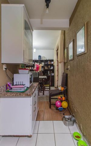 Casa à venda com 120m², 3 quartos e 1 vagaCozinha e Área de Serviço