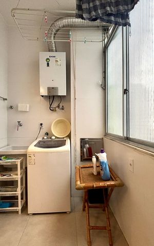 Apartamento à venda com 92m², 2 quartos e sem vaga Apartamento à venda com 92m², 2 quartos e sem vagaÁrea de serviço