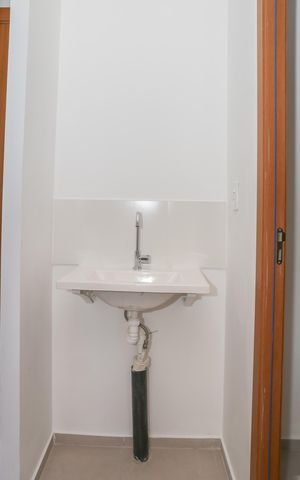 Apartamento à venda com 38m², 2 quartos e sem vaga Apartamento à venda com 38m², 2 quartos e sem vagaBanheiro