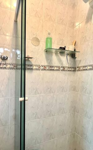 Casa à venda com 107m², 3 quartos e 2 vagas Casa à venda com 107m², 3 quartos e 2 vagasBanheiro da Suíte