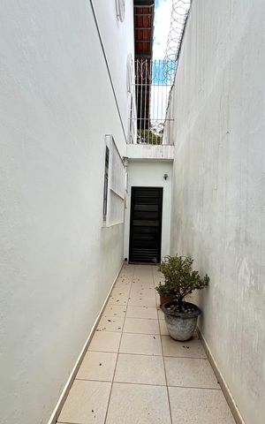 Casa à venda com 107m², 3 quartos e 2 vagas Casa à venda com 107m², 3 quartos e 2 vagasQuintal