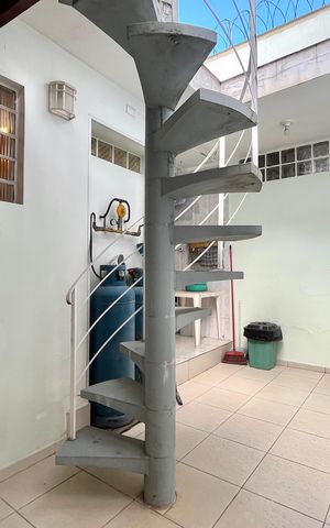 Casa à venda com 107m², 3 quartos e 2 vagas Casa à venda com 107m², 3 quartos e 2 vagasQuintal