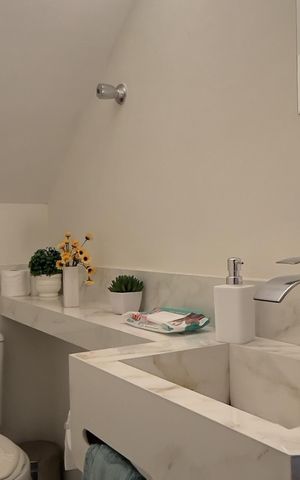 Casa de condomínio à venda com 120m², 3 quartos e 2 vagas Casa de condomínio à venda com 120m², 3 quartos e 2 vagasLavabo