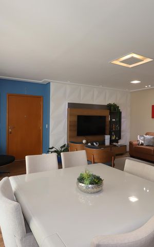 Apartamento à venda com 181m², 4 quartos e 4 vagasSala
