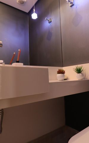 Apartamento à venda com 181m², 4 quartos e 4 vagasLavabo