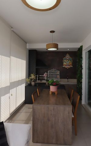 Apartamento à venda com 181m², 4 quartos e 4 vagasVaranda Gourmet