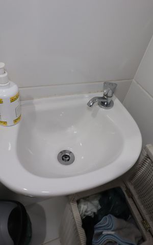Apartamento à venda com 181m², 4 quartos e 4 vagasBanheiro de Serviço - Pia