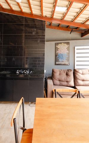 Casa à venda com 600m², 8 quartos e 3 vagas Casa à venda com 600m², 8 quartos e 3 vagasCasa 1 - Área gourmet