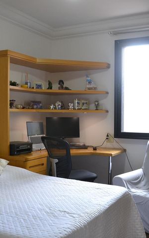 Apartamento à venda com 154m², 4 quartos e 2 vagasQuarto