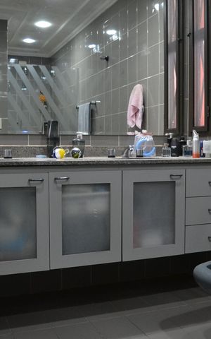 Apartamento à venda com 154m², 4 quartos e 2 vagasBanheiro da suíte
