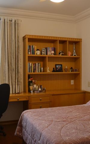 Apartamento à venda com 154m², 4 quartos e 2 vagasQuarto 2