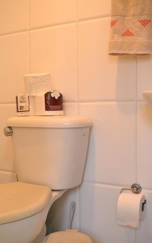 Apartamento à venda com 154m², 4 quartos e 2 vagasBanheiro de Serviço