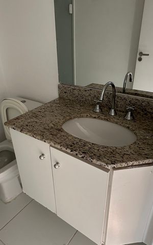 Apartamento para alugar com 71m², 3 quartos e 1 vaga Apartamento para alugar com 71m², 3 quartos e 1 vagaBanheiro