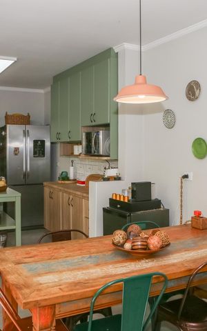 Casa à venda com 120m², 3 quartos e 1 vaga Casa à venda com 120m², 3 quartos e 1 vagaCopa e Cozinha