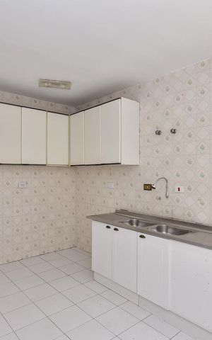 Casa à venda com 302m², 4 quartos e 3 vagasCozinha