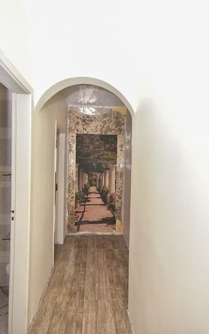 Casa à venda com 302m², 4 quartos e 3 vagasCorredor 1
