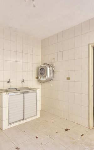 Casa à venda com 302m², 4 quartos e 3 vagasÁrea de Serviço