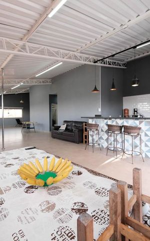 Casa para alugar com 250m², 1 quarto e sem vagaStudio