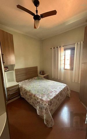 Casa à venda com 150m², 3 quartos e 1 vaga