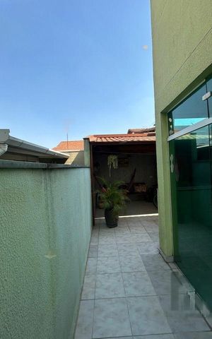 Casa à venda com 150m², 3 quartos e 1 vaga